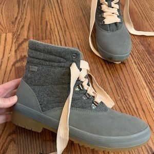 NEW Keds grey booties. Size 10.